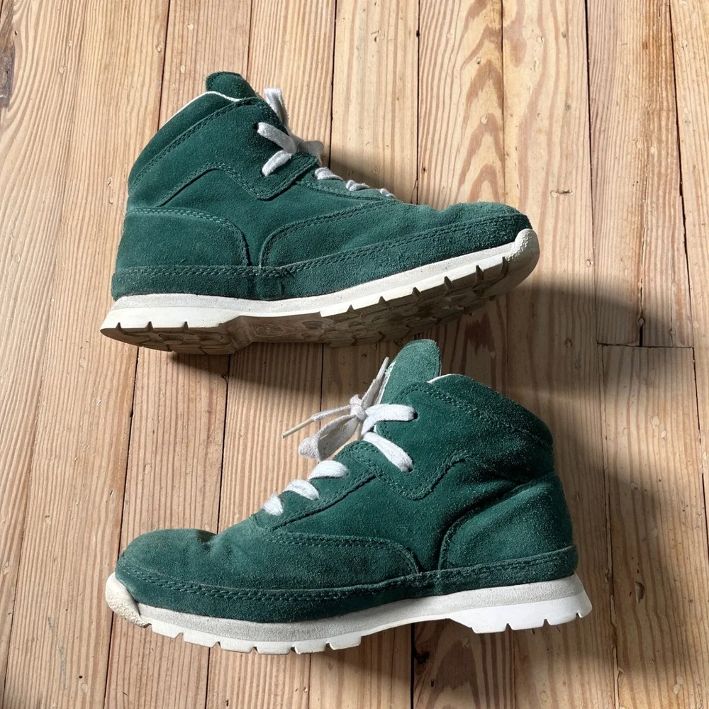 Timberland Suede Mid Top Boots Youth 6 Green Lace Up 30991M Embossed Logo